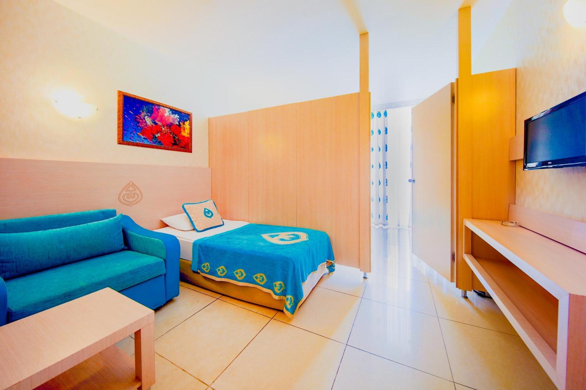 Daima Biz Hotel - Dolusu Aquapark Access Kemer Exterior foto