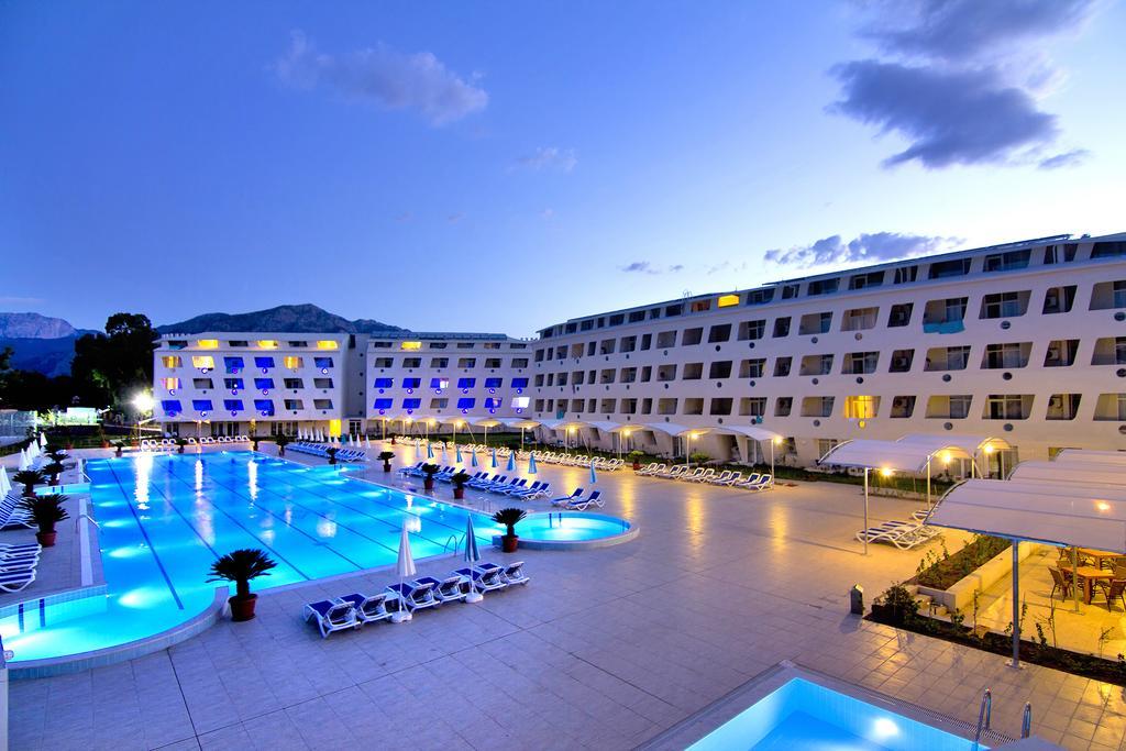 Daima Biz Hotel - Dolusu Aquapark Access Kemer Exterior foto