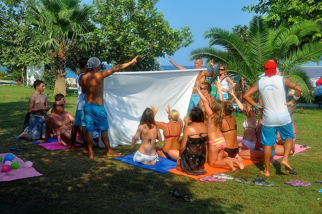 Daima Biz Hotel - Dolusu Aquapark Access Kemer Exterior foto